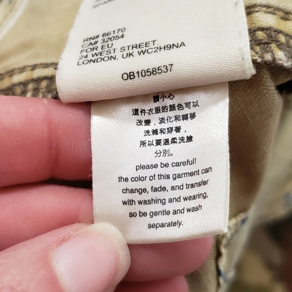 Anthropolgie Size 28 Camouflage Cargo Pants